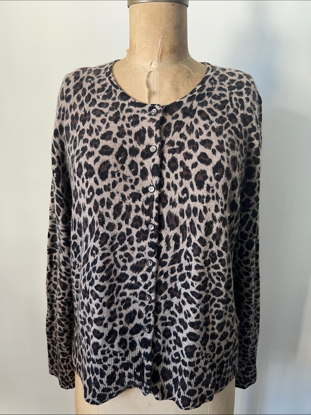 Vintage cashmere leopard sweater